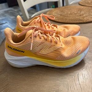 Salomon Women's Orange and Yellow Athletic Shoes